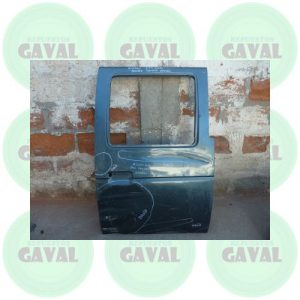 Puerta Trasera Copiloto Nissan D21 2002-2003