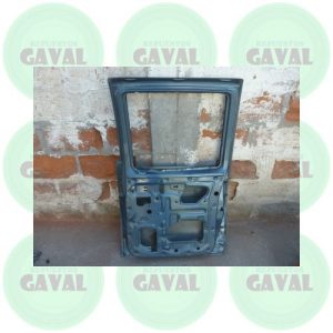 Puerta Trasera Copiloto Nissan D21 2002-2003