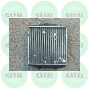 Radiador de Agua Daewoo Tico 1997-2000 (Daños pata superior)