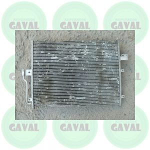 Radiador de Aire A/C Condensador Ssangyong Actyon 2008-2009 (Sólo detalles estéticos)