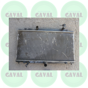 Radiador de Agua Mazda 3 2017 daños