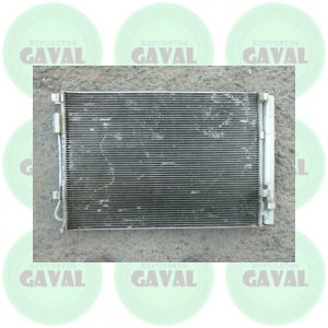 Radiador de Aire A/C Condensador Kia Rio 2015 (Sólo detalles estéticos)