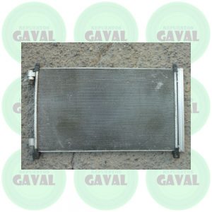 Radiador de Aire A/C Condensador Nissan Xtrail T30 2017 (Sólo detalles estéticos)