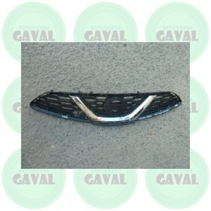 Mascara Nissan March 2017-2018 (Con daños)