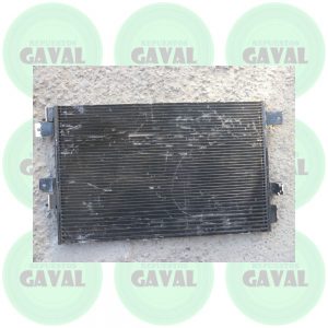 Radiador de Aire A/C Condensador Chrysler Sebring 2008 (sólo detalles estéticos)