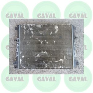 Radiador de Agua Renault Clio 1.6 2005 (sólo detalles estéticos)