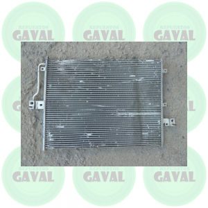 Radiador de Aire A/C Condensador Ssangyong Actyon 2008-2009 (Sólo detalles estéticos)