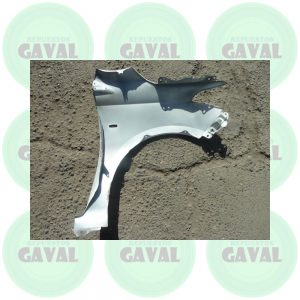 Tapabarro Delantero Chofer Toyota Yaris Sedan 2015-2016 (Abollado)