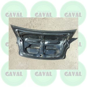 Maleta tapa maletero Toyota Yaris 2007-2009 Abollada varios daños