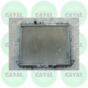 Radiador de Agua Toyota Hilux 2008-2011 (Sólo detalles estéticos)