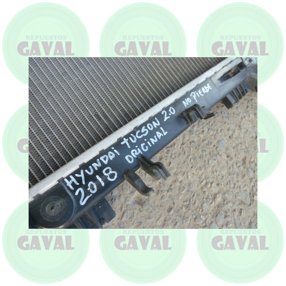 Radiador de Agua Hyudai Tucson 2.0 2018 (Sólo detalles estéticos) - Imagen 4