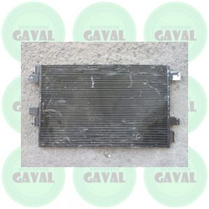 Radiador de Aire A/C Condensador Chrysler Sebring 2009 (sólo detalles estéticos)