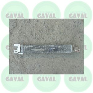 Radiador Enfriador de Aceite Caja Automática Mazda 3 2005 c.daños