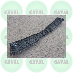 Mascara Kia Soluto 2020-2021 (Varios daños)