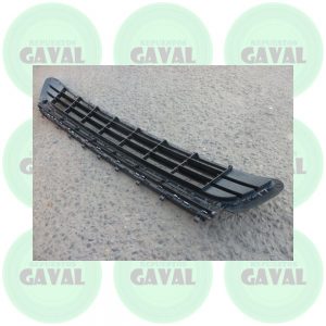 Rejilla de Parachoque Volkswagen Golf 2015-2016 (Usada)