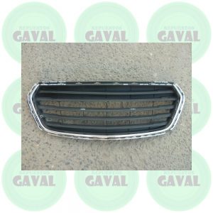 Rejilla Central de Parachoque Chevrolet Captiva 2017-2018 (Con daños)