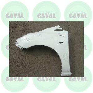 Tapabarro Delantero Chofer Mazda 5 2014-2015 (abollado)