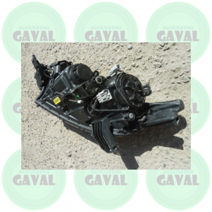 Optico Copiloto Halogeno Mitsubishi Outlander 2016-2018 (dañado y suciedad interior pegada)