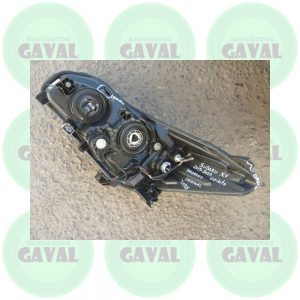 Optico Copiloto Halogeno Subaru XV 201-2020 (patas de sujeción quebradas)