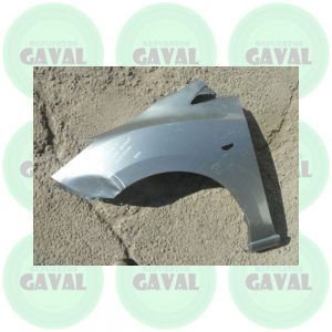 Tapabarro Delantero Chofer Mazda 5 2014-2016 (abollado)