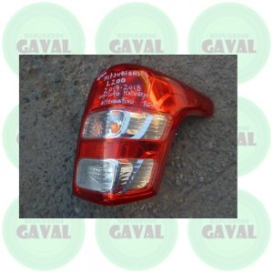 Foco Trasero Copiloto Halogeno Mitsubishu L200 2017-2018 (dañado)