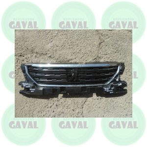 Mascara Peugeot 301 2019-2020 (dañada)