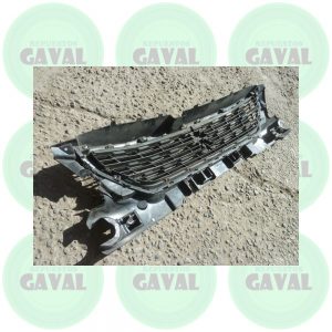 Mascara Peugeot 301 2019-2020 (dañada)