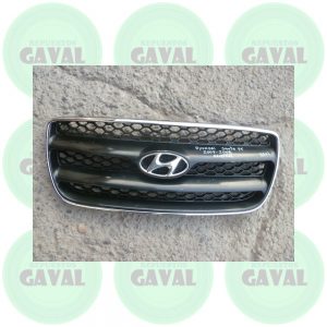 Mascara Hyundai Santa Fe Negra 2007-2008 (dañada)