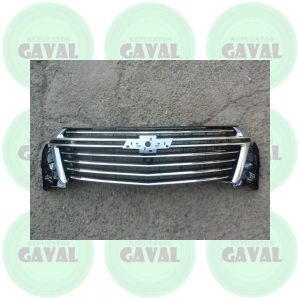 Mascara Chevrolet Traverse 2022-2023 (quebrada, falta pedazo borde inferior)