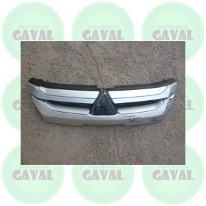 Mascara Mitsubishi L200 Dakar 2020 (quebrada)