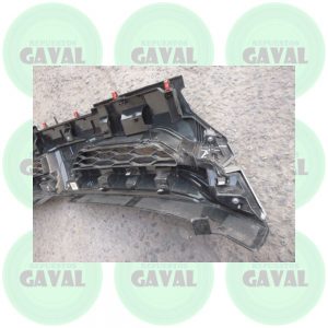 Mascara Mitsubishi L200 Dakar 2020 (quebrada)