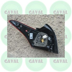 Foco Trasero Copiloto Halogeno/Leds Chery Arrizo 5 2021 (dañado y sucio el interior)