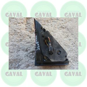 Foco Trasero Portalón Copiloto Halogeno/Leds Peugeot 3008 2015-2016 (dañado)