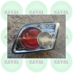 Foco Trasero de Maleta Copiloto Halogeno Mazda 6 Sedan 2004 (dañado)