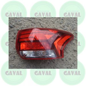 Foco Trasero Copiloto Halogeno/Leds Mitsubishi Outlander 2018-2019 (dañado)