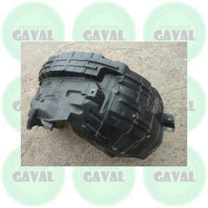 Guardafango Delantero Copiloto Nissan NP300 2017-2019 (dañado)