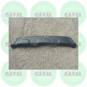 Moldura Trasera Inferior de Parachoque Renault Captur 2018-2020 (dañada)