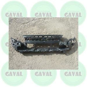 Soporte Superior Interior de Parachoque Peugeot Partner 2017-2018 (quebrado)