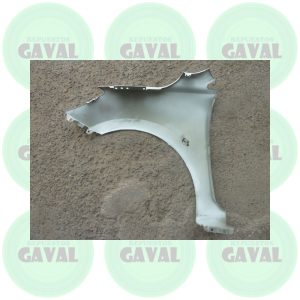 Tapabarro Delantero Copiloto Kia Rio 4 y 5 2019-2021 (abollado)