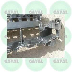 Soporte Superior Interior de Parachoque Peugeot Partner 2017-2018 (quebrado)