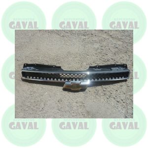 Mascara Superior Chevrolet Avalanche Tahoe 2008-2010 (dañada)