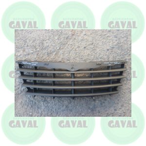 Mascara Chrysler Town Country 2006-2007 (usada)