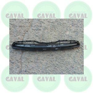 Mascara Nissan March 2012-2014 (dañada)