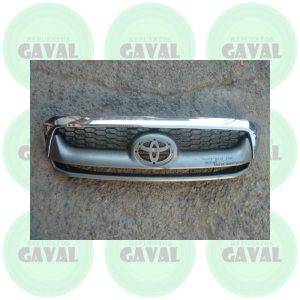 Mascara Toyota Hilux 2010-2011 (dañada)