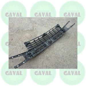 Mascara Chevrolet Silverado LT Trail Boss 2021 (quebrada, falta parte superior)