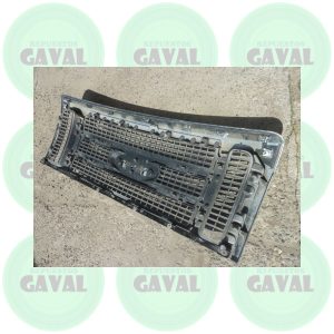 Mascara Superior Ford F150 Lariat 2010-2012 (dañada)