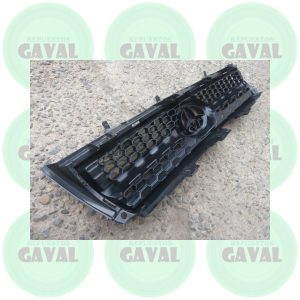 Mascara Toyota Rav4 2010-2012 (dañada)