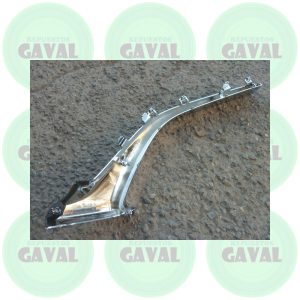 Moldura Bisel de Máscara Lado Copiloto Mazda CX9 2018-2019 (usado)