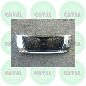Mascara Nissan Pthfinder R52 2014-2016 (dañada)