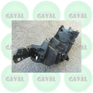 Optico Chofer Halogeno/Leds Peugeot 3008 Active 2018-2020 (dañado)